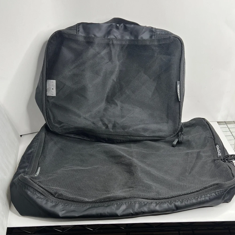 Set of Two Bagail Nylon Zip Around Packing Cubes Large and Medium Black - New